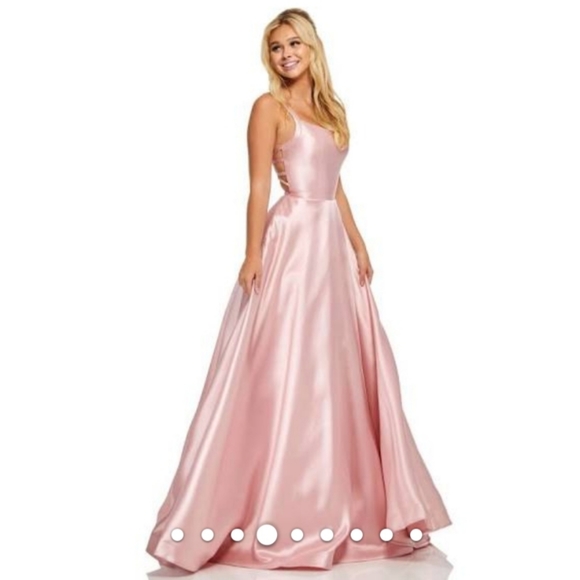 Sherri Hill ruby red ballgown.  Size 8. - Picture 7 of 8